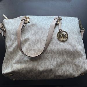 Michael Kors Large purse with cross body strap